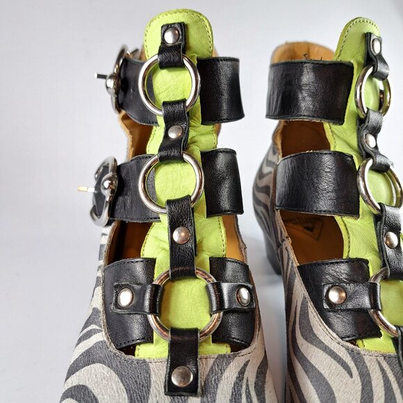 John Fluevog Tammi Rose Ankle Booties Zebra/Green Size 7.5 - Picture 4 of 15